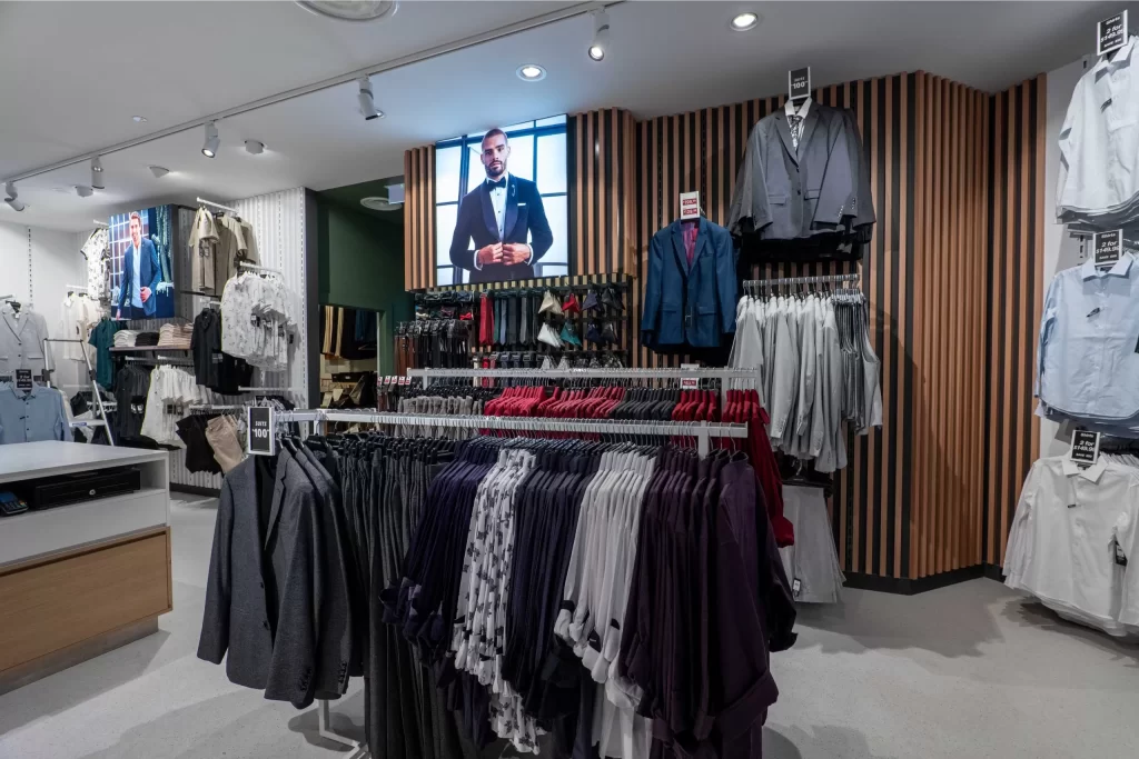 Tarocash retail fitout 1